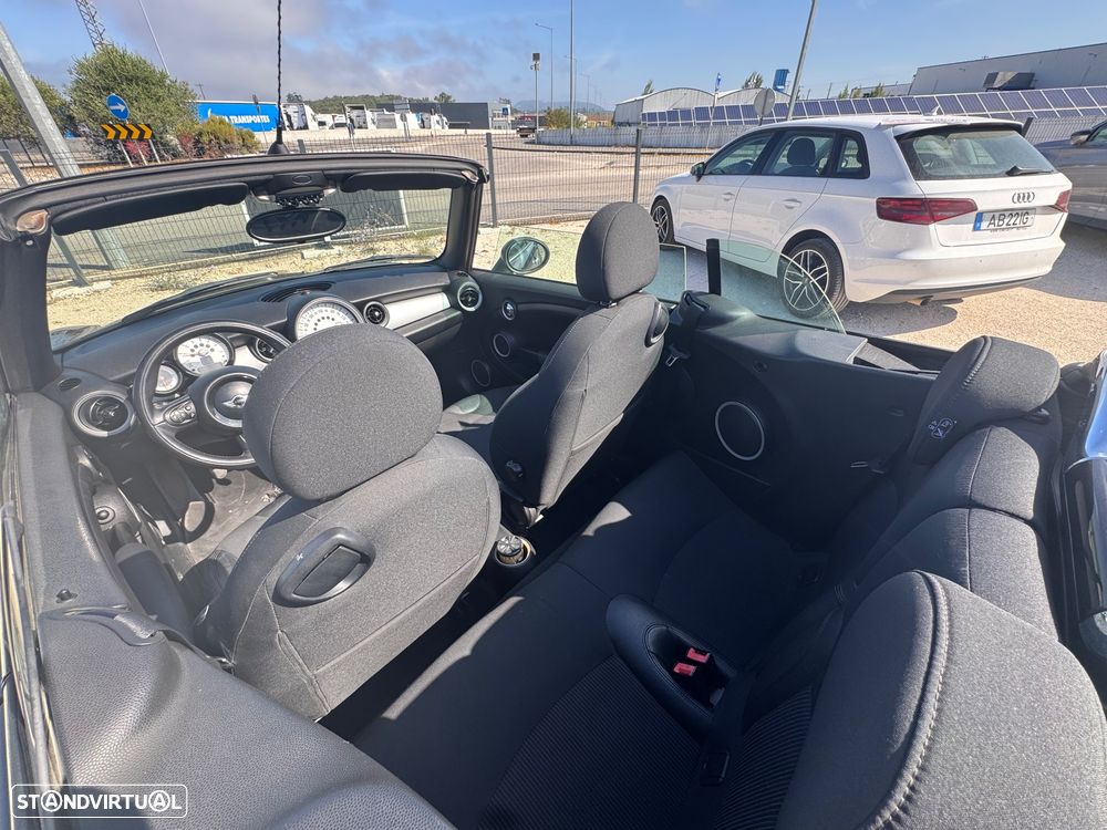 MINI Cabrio Cooper D - 9