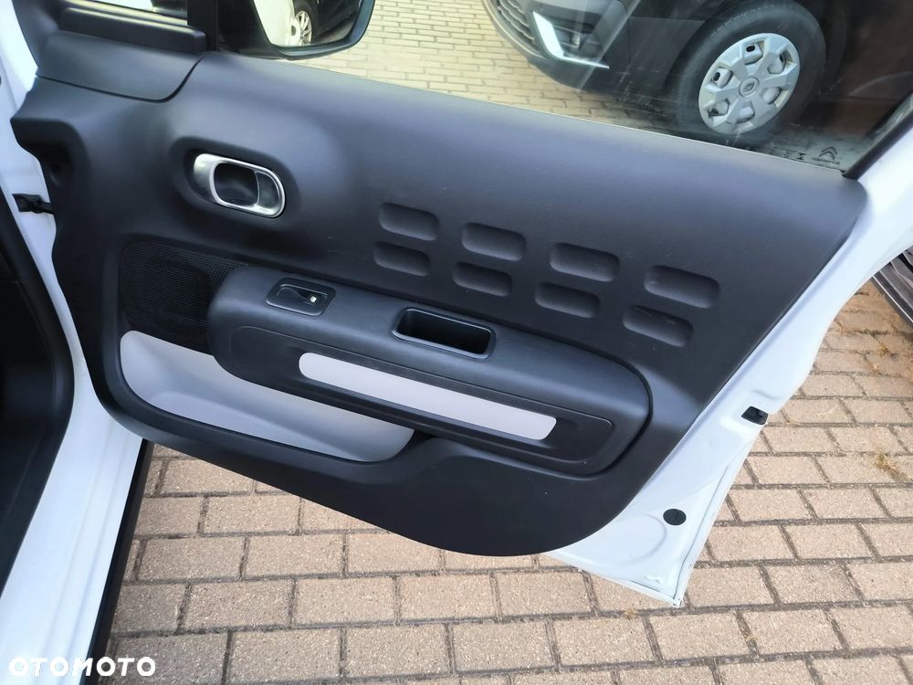 Citroën C3 Pure Tech 83 S&S SHINE - 11