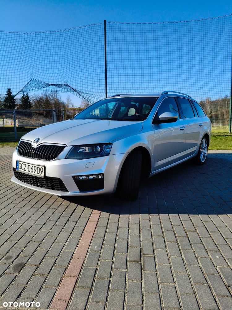 Skoda Octavia 2.0 TDI DSG RS - 2