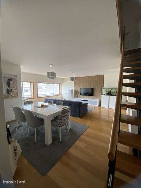 Apartamento T4 duplex - Grande imagem: 3/12