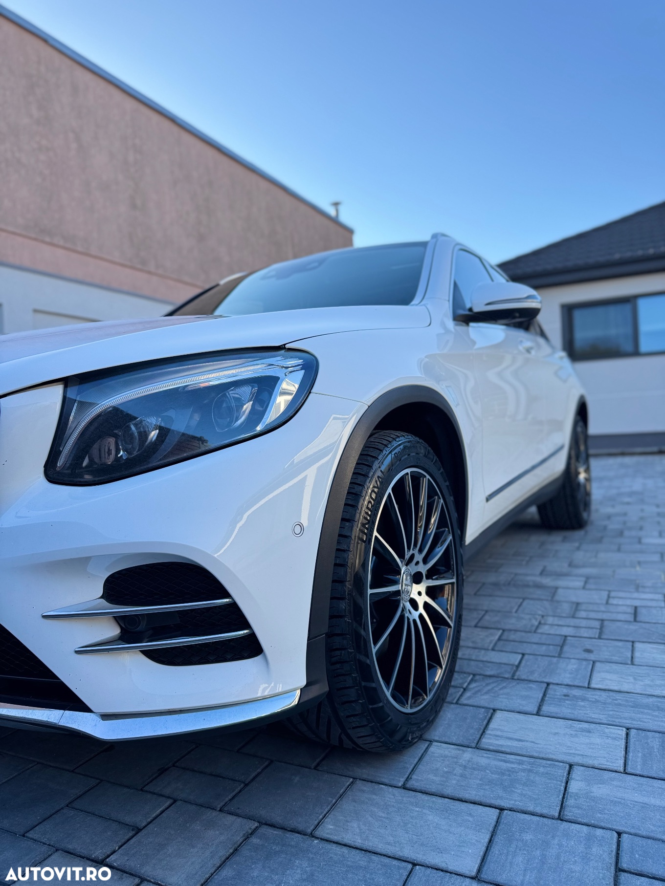Mercedes-Benz GLC 250 d 4MATIC - 12