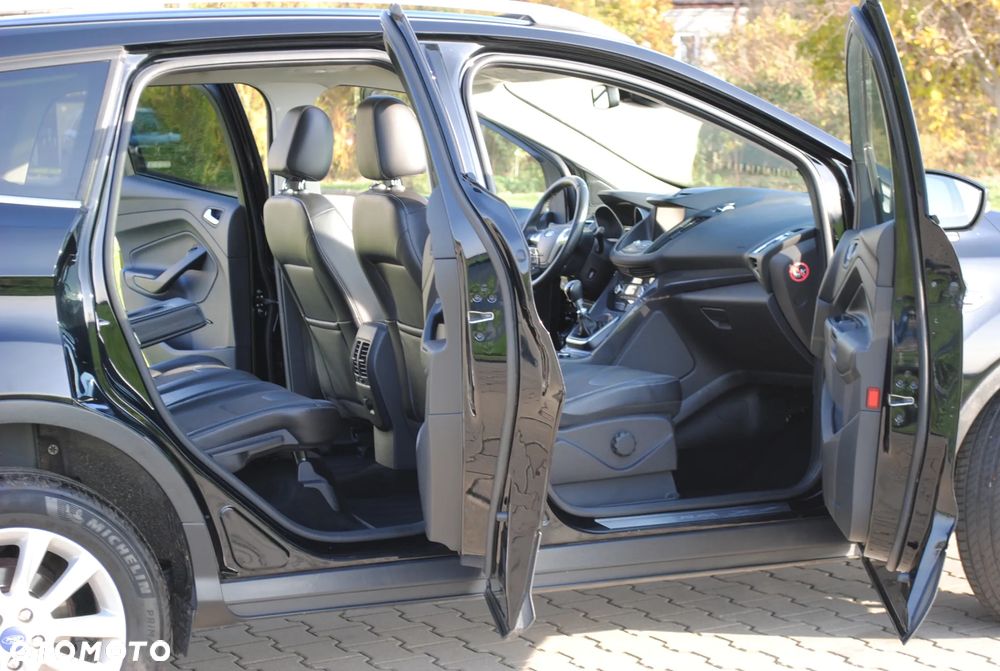 Ford Kuga 2.0 TDCi 4x2 Titanium - 22