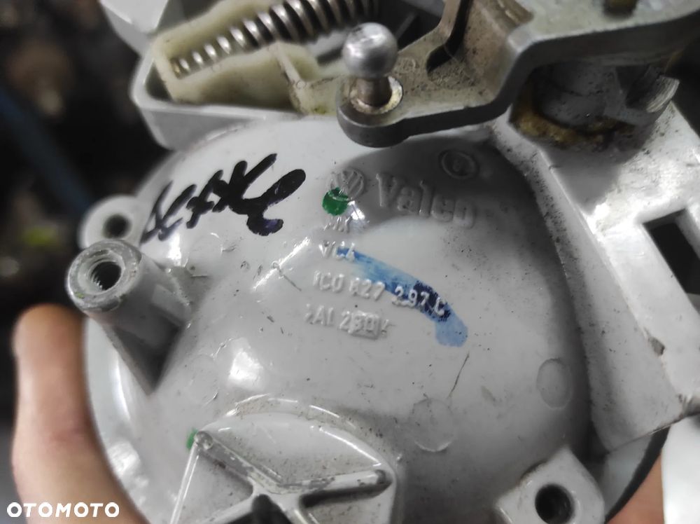 ZAMEK KLAMKA EMBLEMAT LOGO KLAPY TYLNEJ NEW BEETLE 1C0827297C SPRAWNY GWARANCJA WYSYŁKA !!! - 5