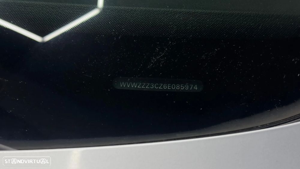 VW Passat Variant 2.0 TDI Highline - 31