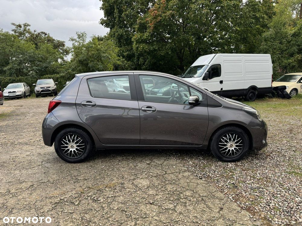 Toyota Yaris - 6