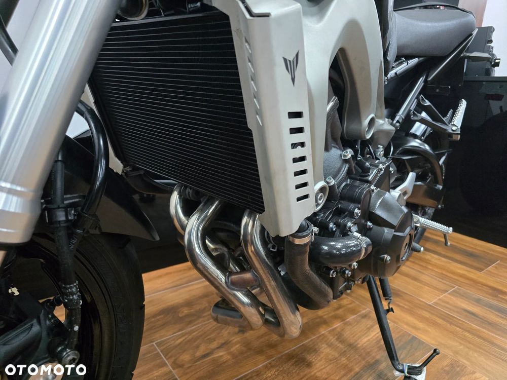 Yamaha MT - 10
