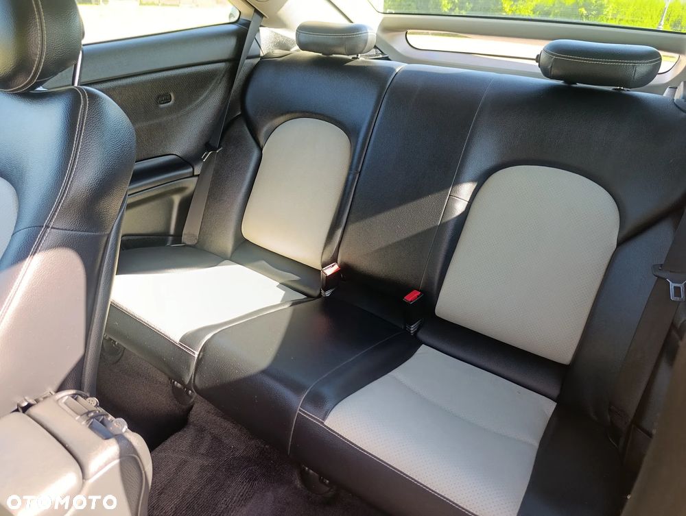 Mercedes-Benz Klasa C 200 Kompressor Sportcoupe - 14
