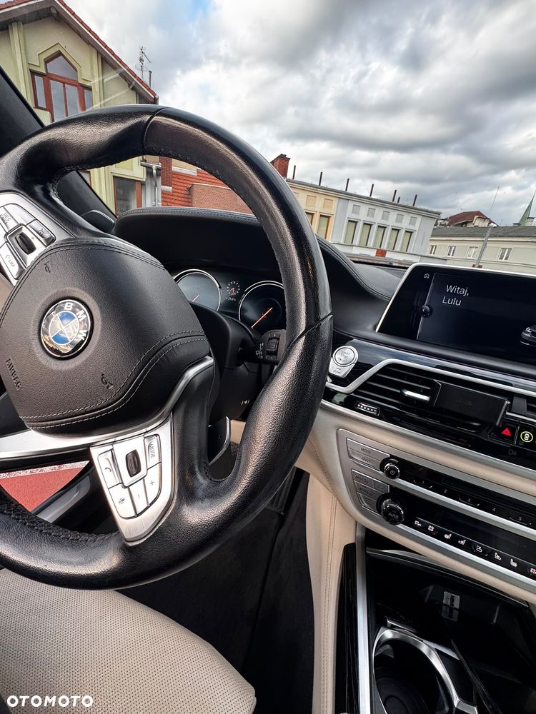 BMW Seria 7 740Ld xDrive - 18