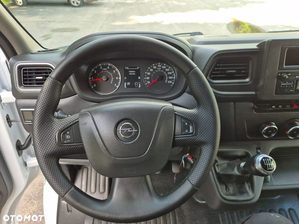 Opel Movano - 26