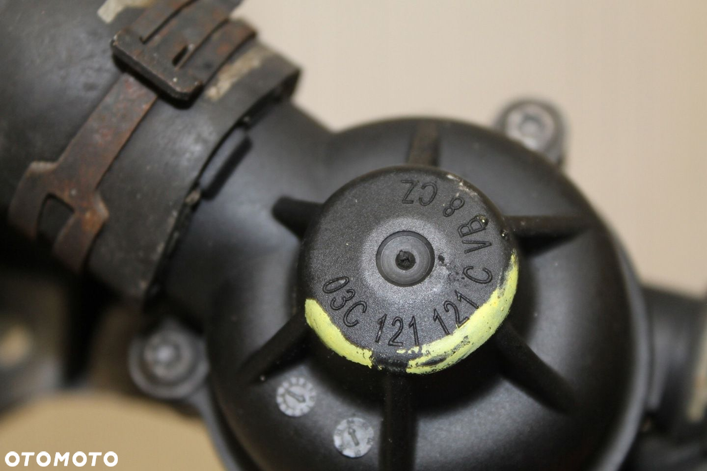 OBUDOWA TERMOSTATU PRZEWODY VW GOLF 5 V 1.6 FSI - 3