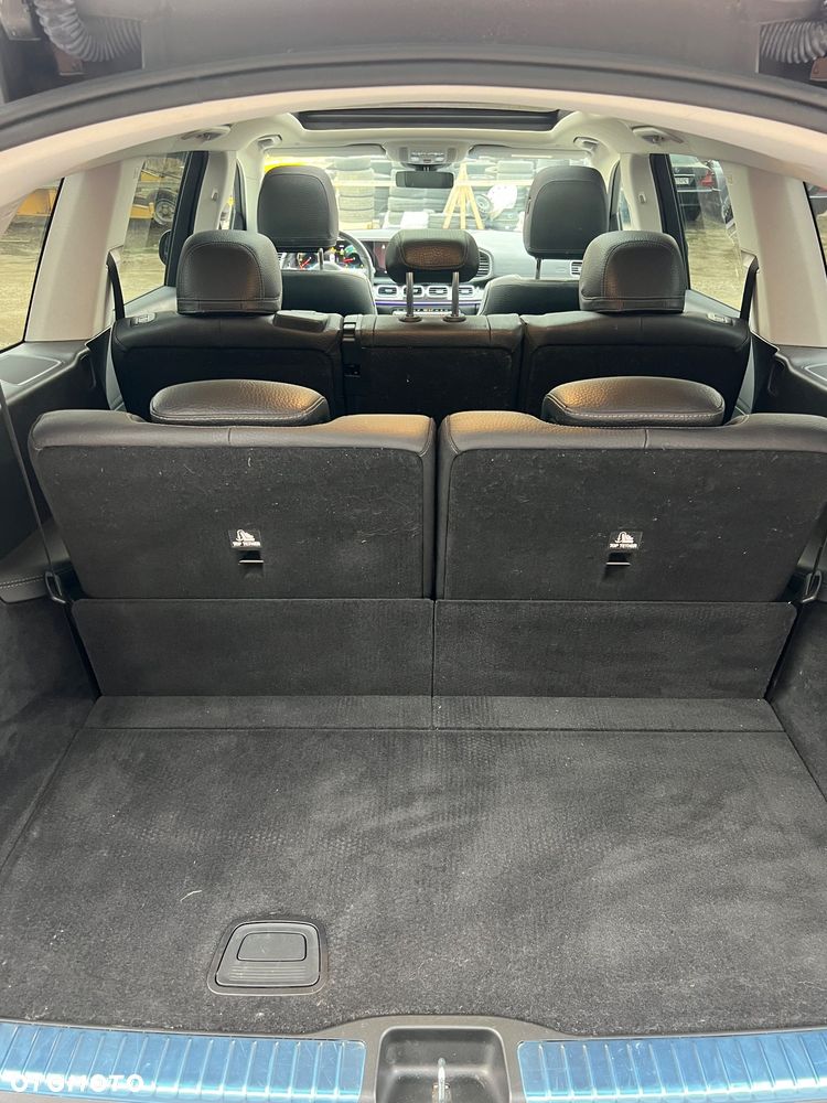 Mercedes-Benz GLS - 21