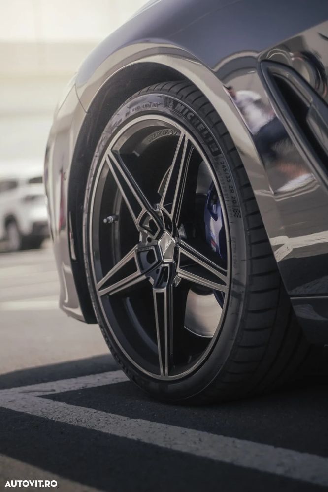 BMW M8 M850i xDrive AT - 26