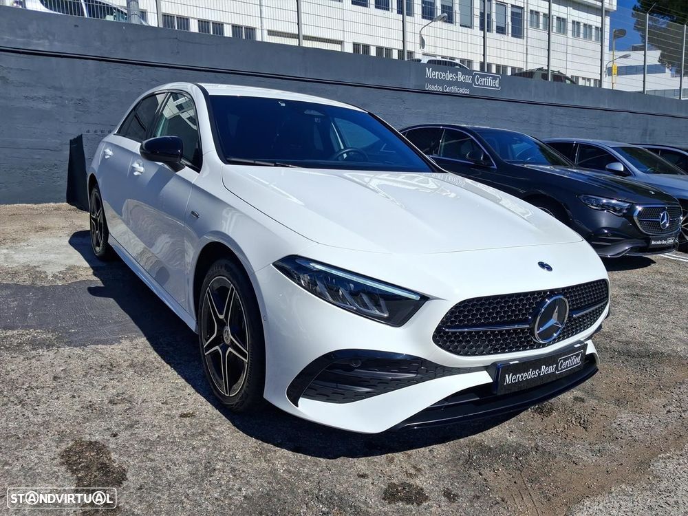 Mercedes-Benz A 250 e AMG Line - 4