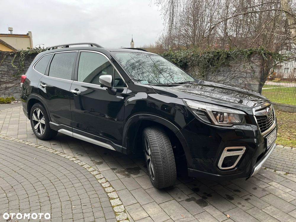 Subaru Forester 2.0i-L Platinum (EyeSight) Lineartronic - 2