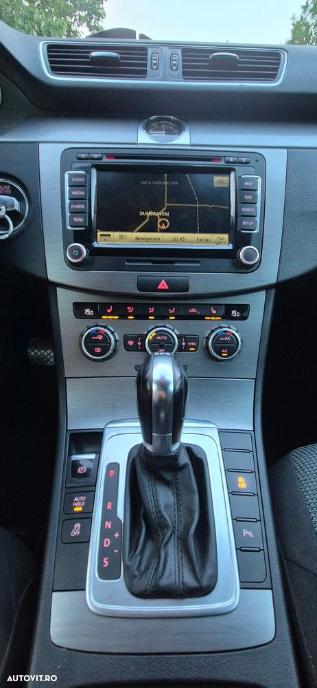 Volkswagen Passat 2.0 TDI BlueMotion Technology DSG Highline - 5