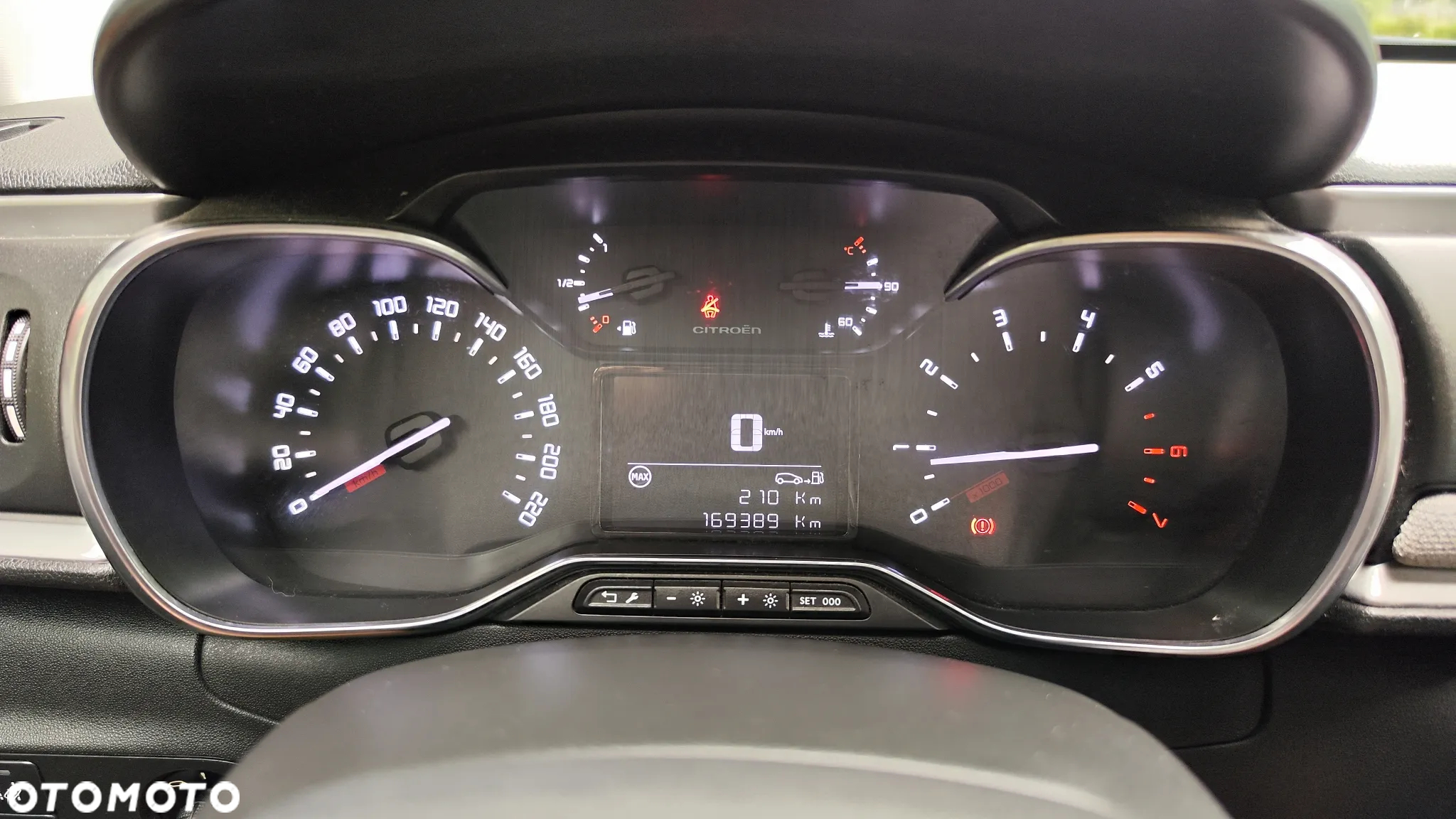 Citroën C3 1.2 PureTech Exclusive - 37