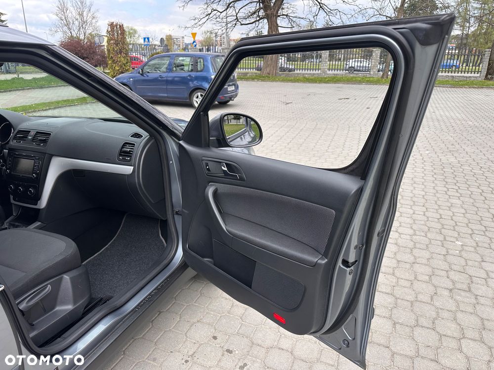 Skoda Yeti 1.2 TSI Active PLUS EDITION - 24