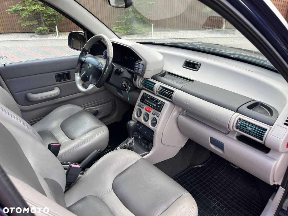 Land Rover Freelander - 17
