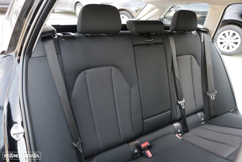 BMW 318 d Auto - 26