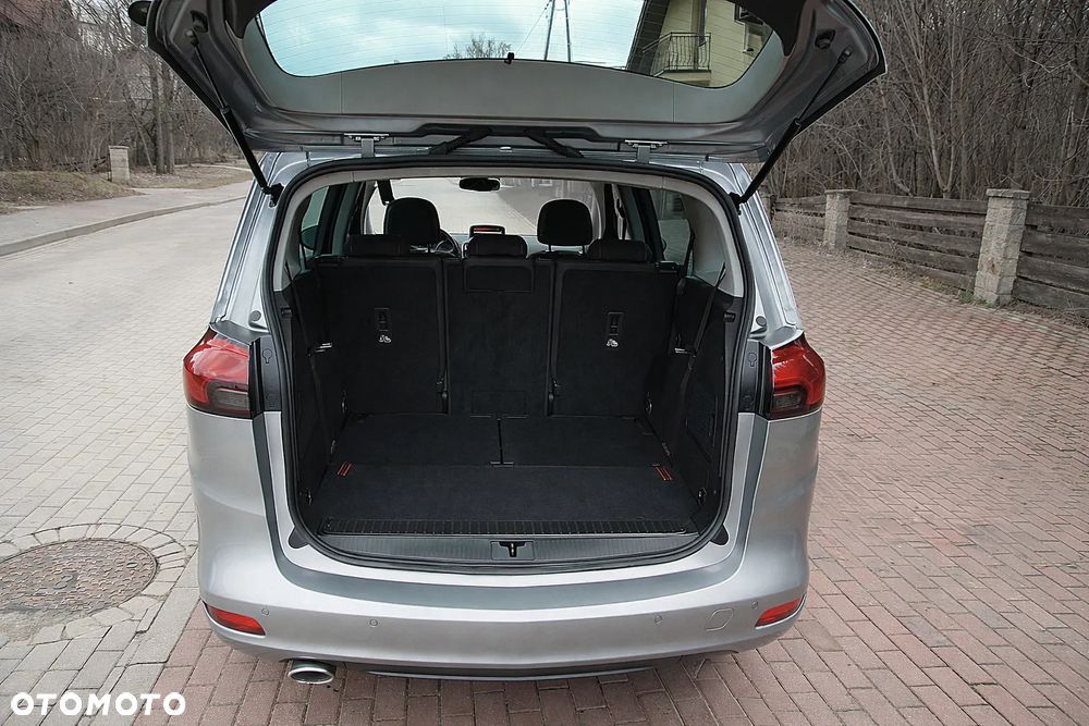 Opel Zafira 1.6 T SIDI Cosmo S&S - 22