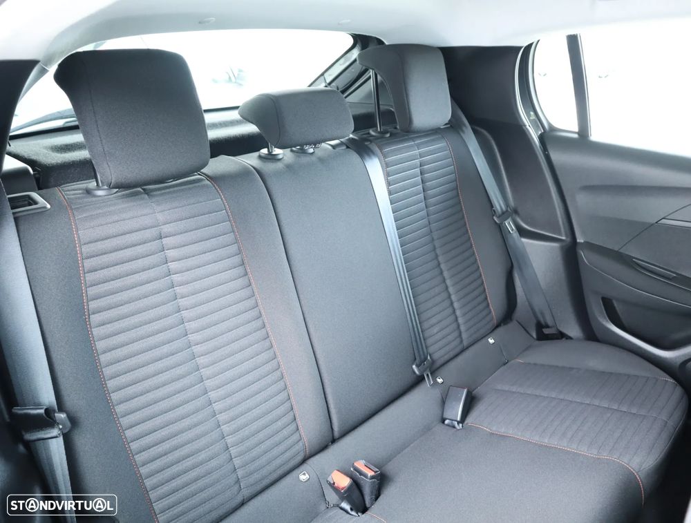 Peugeot 208 1.2 PureTech Active - 21