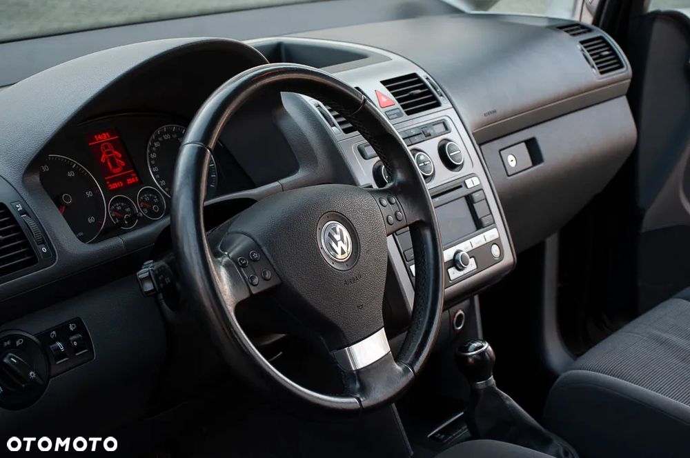 Volkswagen Touran 1.9 TDI United - 30