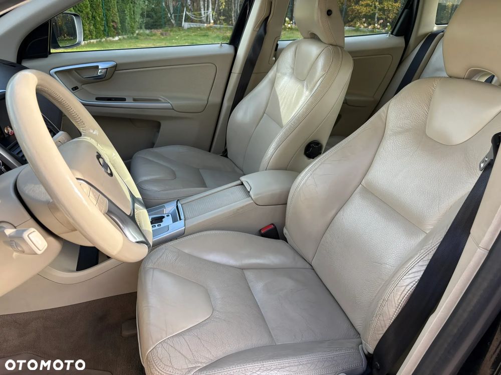 Volvo XC 60 2.4D AWD Summum - 7