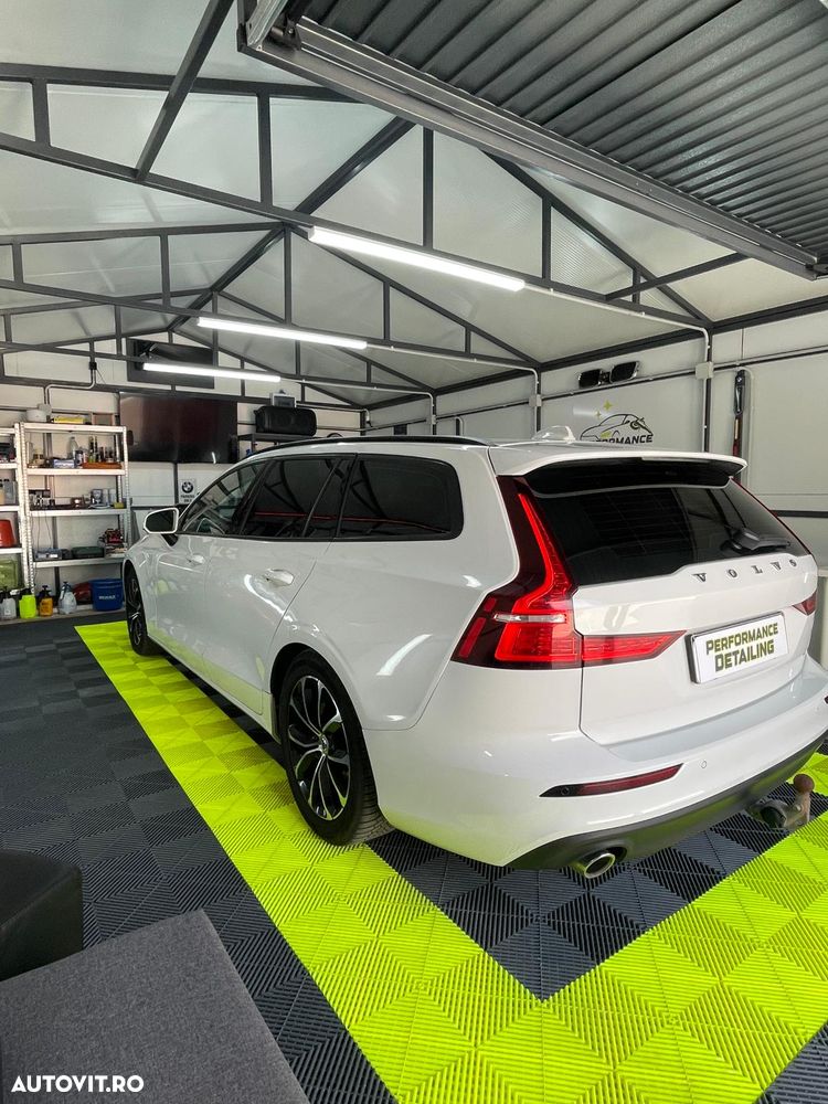 Volvo V60 D4 Geartronic Momentum Pro - 5