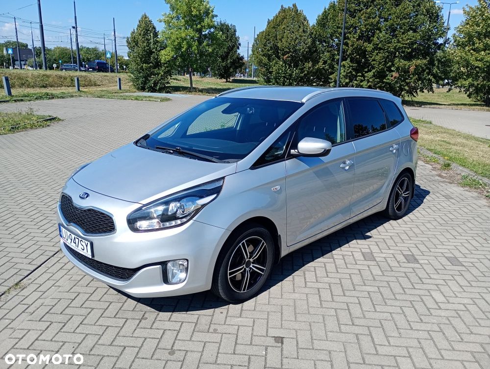 Kia Carens