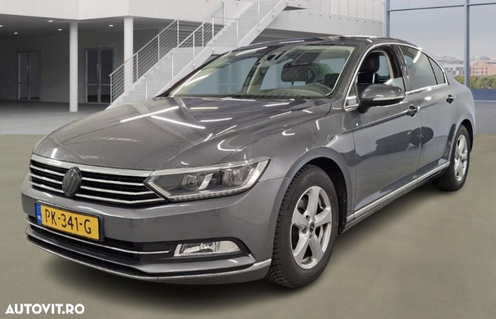 Volkswagen Passat 2.0 TDI SCR DSG Highline - 1