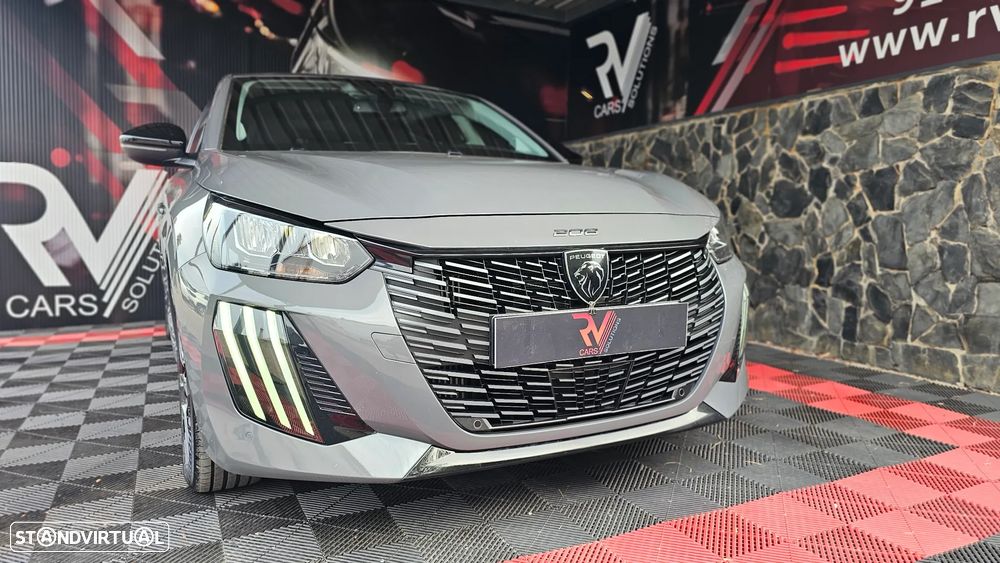 Peugeot 208 1.2 Hybrid Allure e-DCS6 - 13