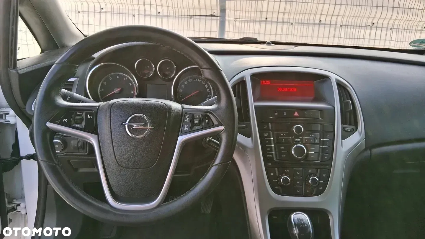Opel Astra 1.4 Turbo Innovation - 18