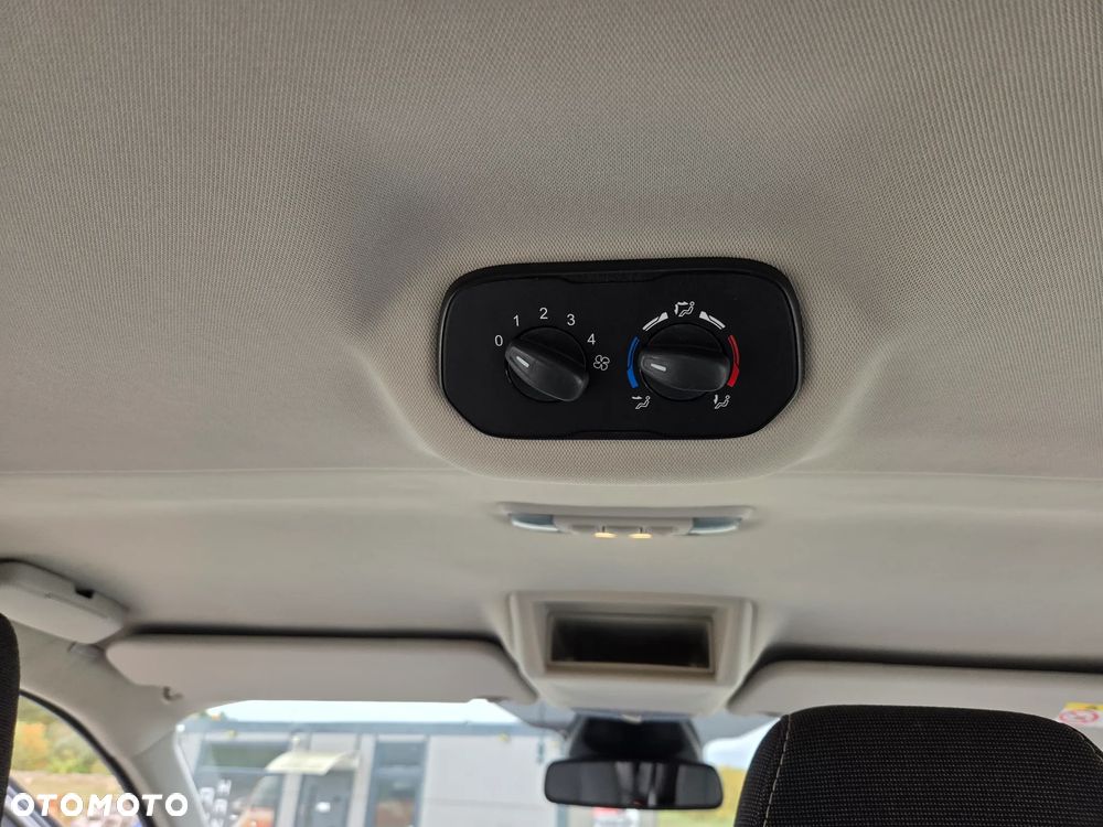 Ford Tourneo Custom 2.0 TDCi L1 Titanium - 23