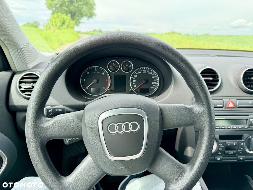 Audi A3 3-drzwiowe 1.9 TDI Ambition - 7