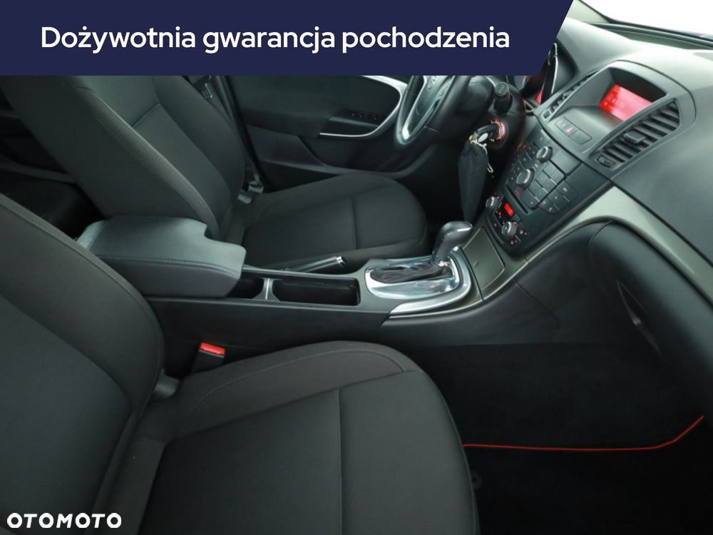 Opel Insignia - 9