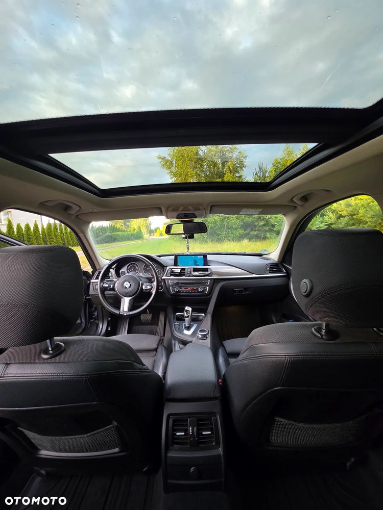 BMW Seria 3 320d xDrive Modern Line - 13