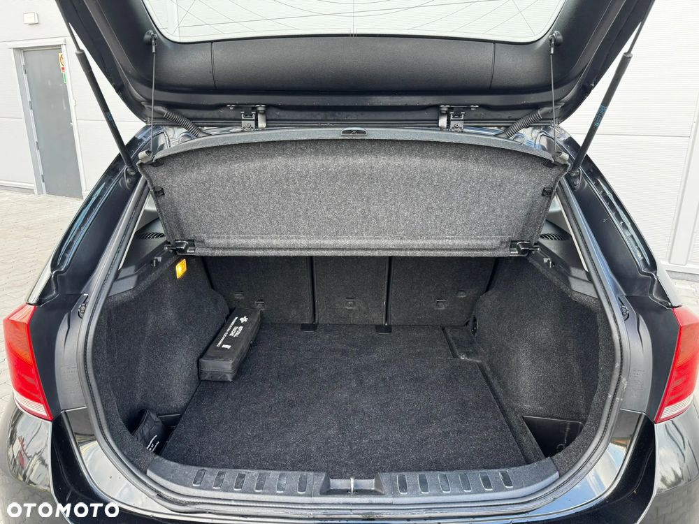 BMW X1 sDrive18d xLine - 26