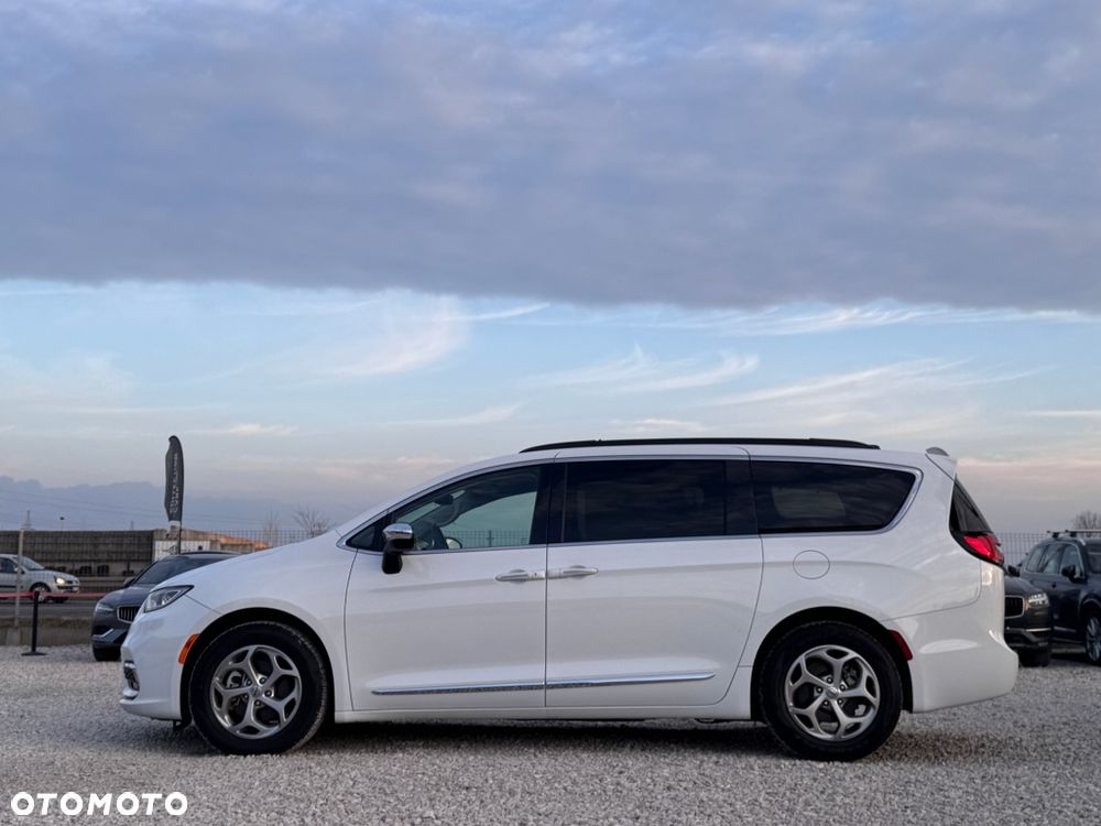 Chrysler Pacifica - 7