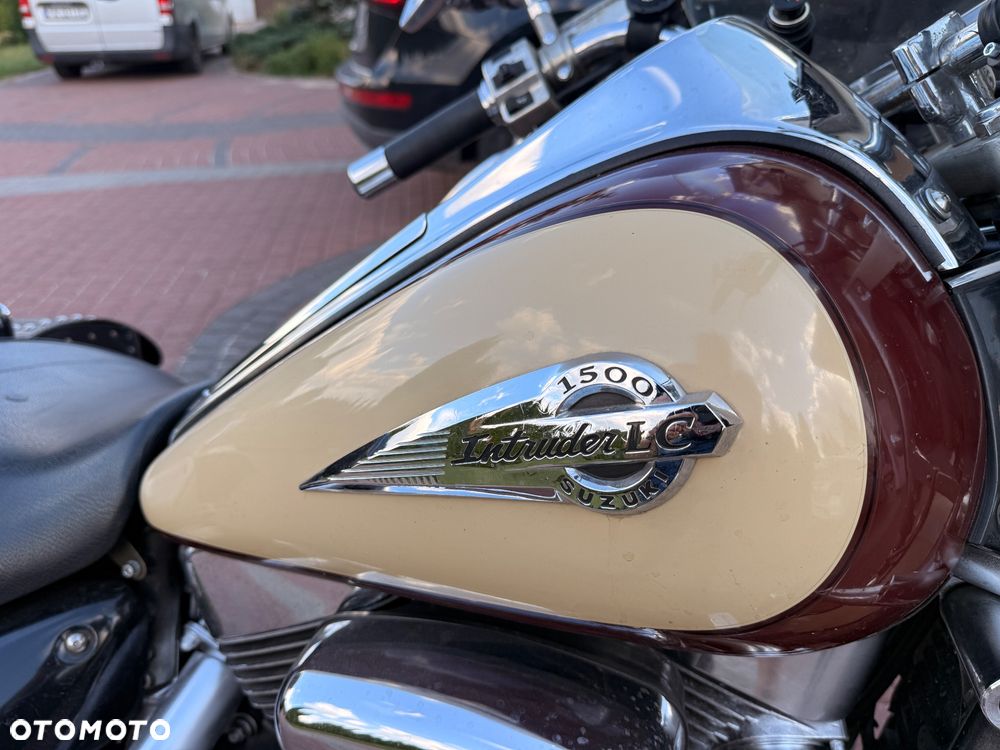Suzuki VL 1500 Intruder LC - Boulevard C90 - 2