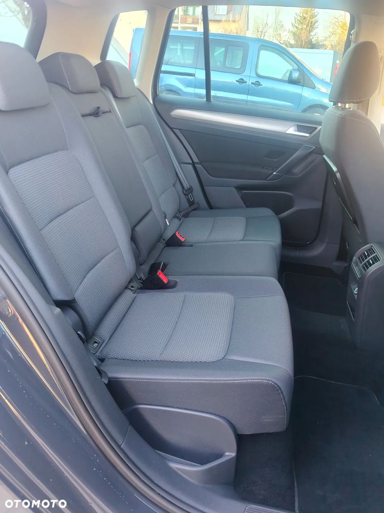 Volkswagen Golf Sportsvan - 11