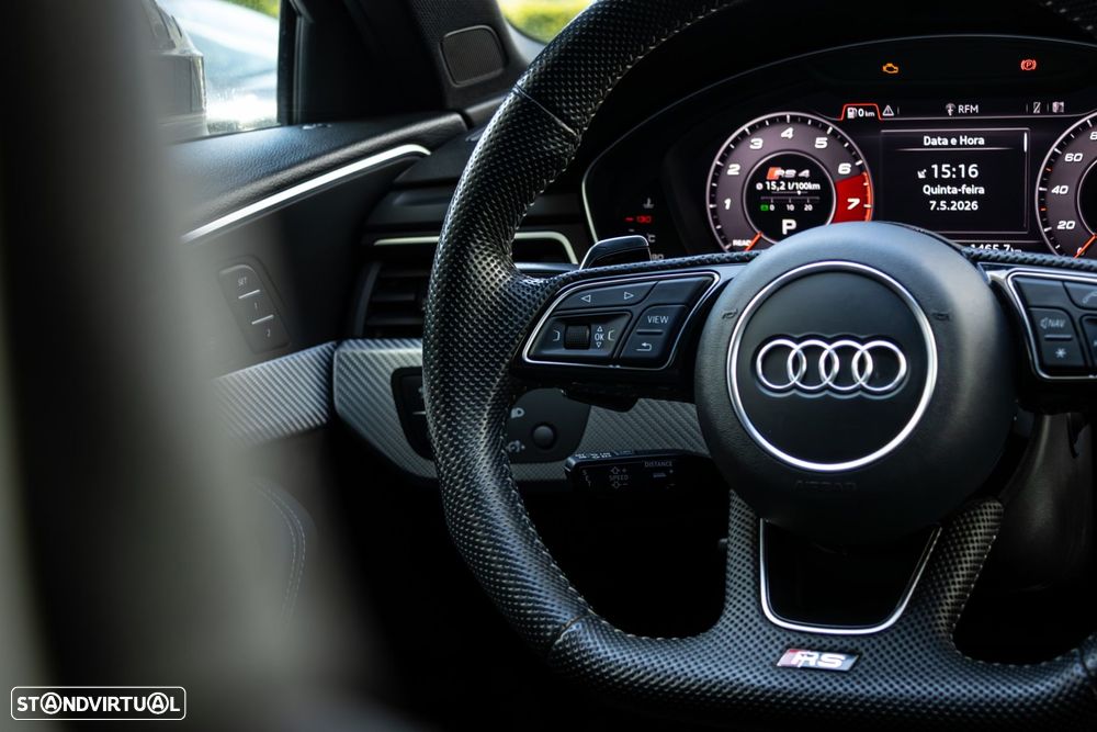 Audi RS4 Avant - 19