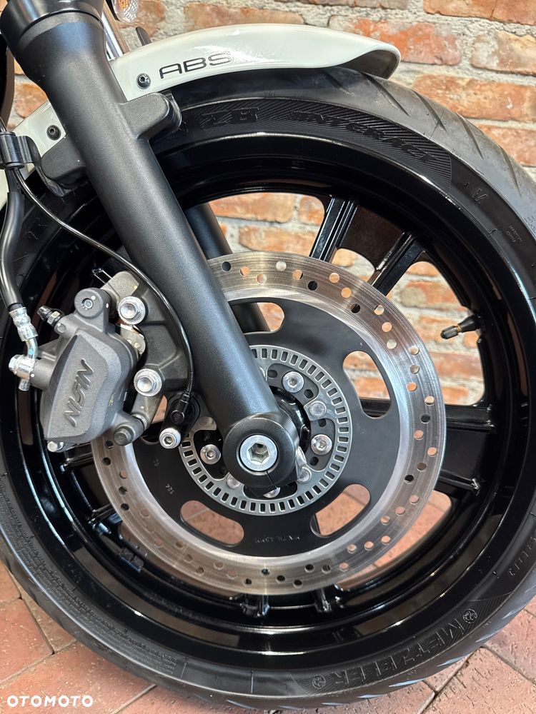 Kawasaki Vulcan - 10