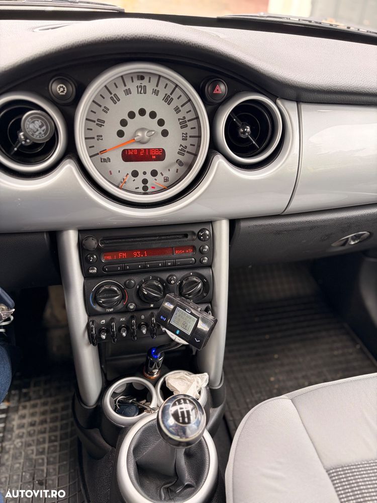 Mini Cooper Standard - 6
