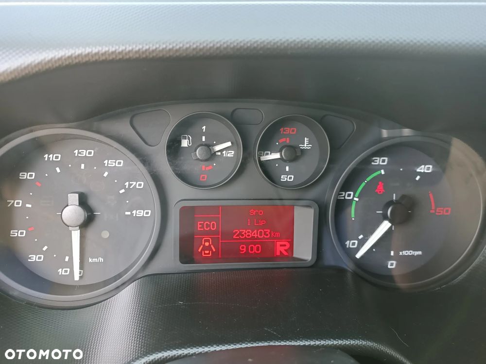 Iveco 35C13 Chłodnia FRC Winda Boczne Drzwi - 16