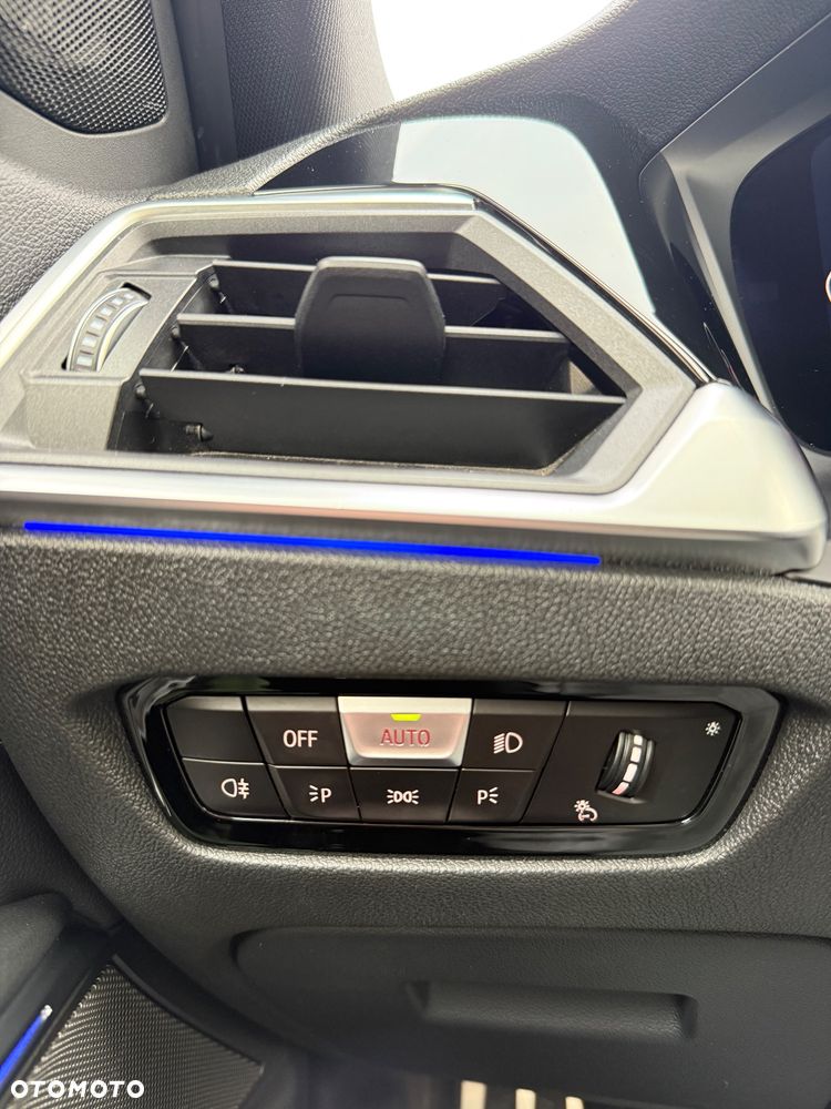 BMW Seria 3 - 22