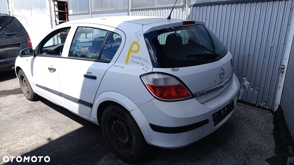 36290 Opel Astra H 2006 rok model od 04-06 silnik 1.7 CDTI Z17DTL skrzynia F17 lakier Y474 - 7