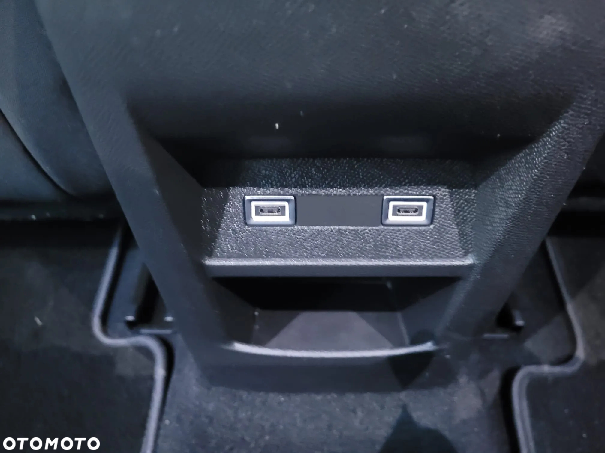 Peugeot 308 SW Plug-In Hybrid 225 e-EAT8 GT - 24