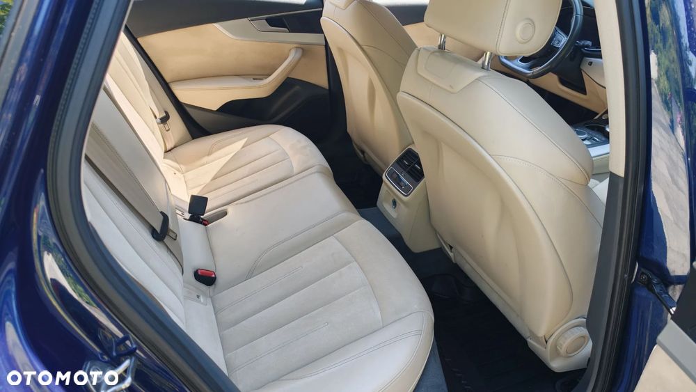 Audi A4 Allroad 2.0 TDI Quattro S tronic - 12