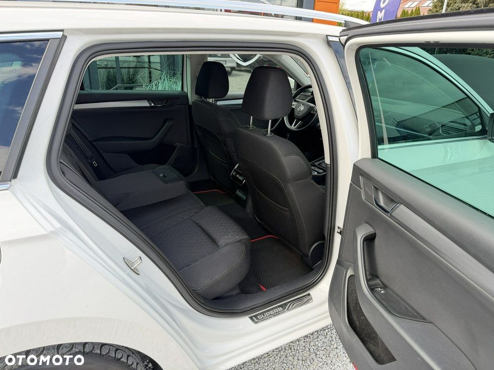 Skoda Superb 2.0 TDI 4x4 DSG L&K - 31