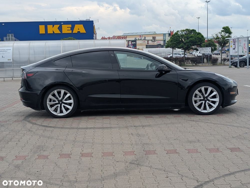 Tesla Model 3 - 7